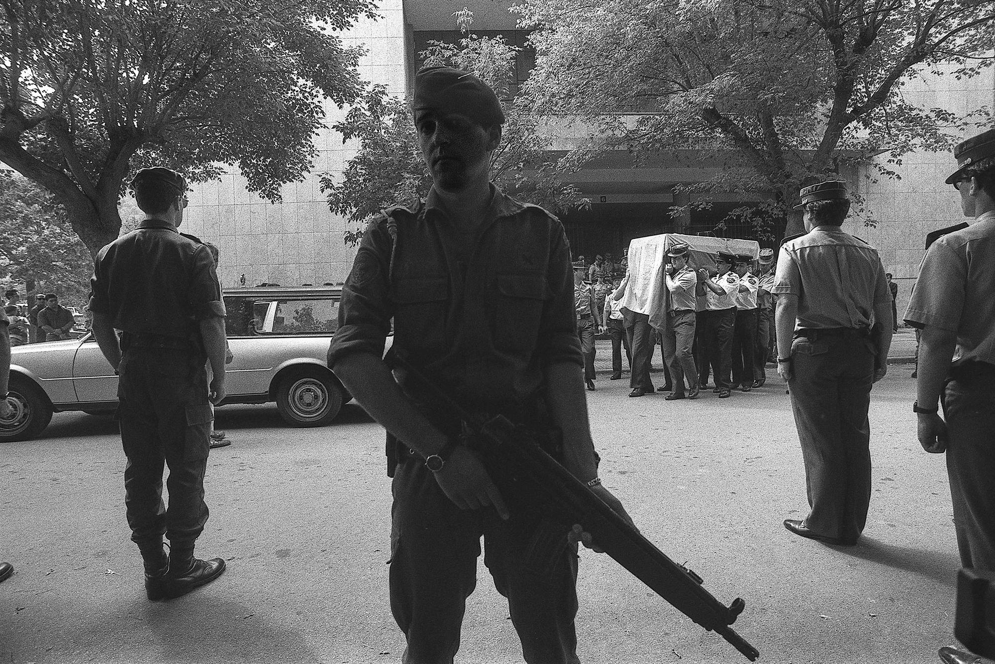 Trimestral 70 Hemendik Hurbil. Cerca de aquí. - 8